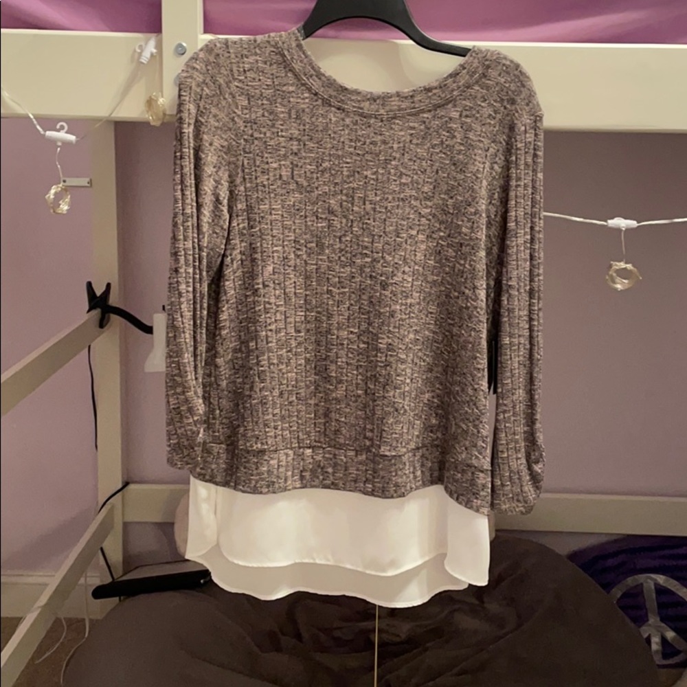 NWT Junior Girls grey sweater
